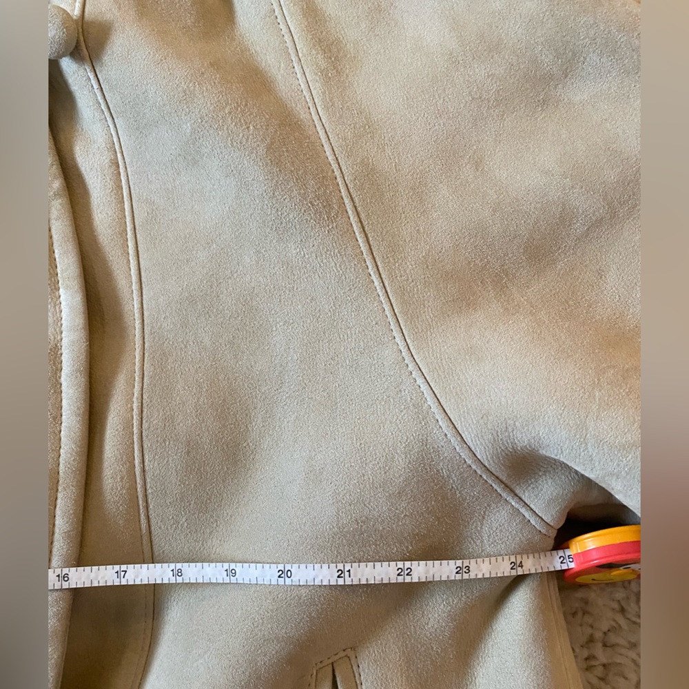 Shearling Coat - Picture 6 of 9